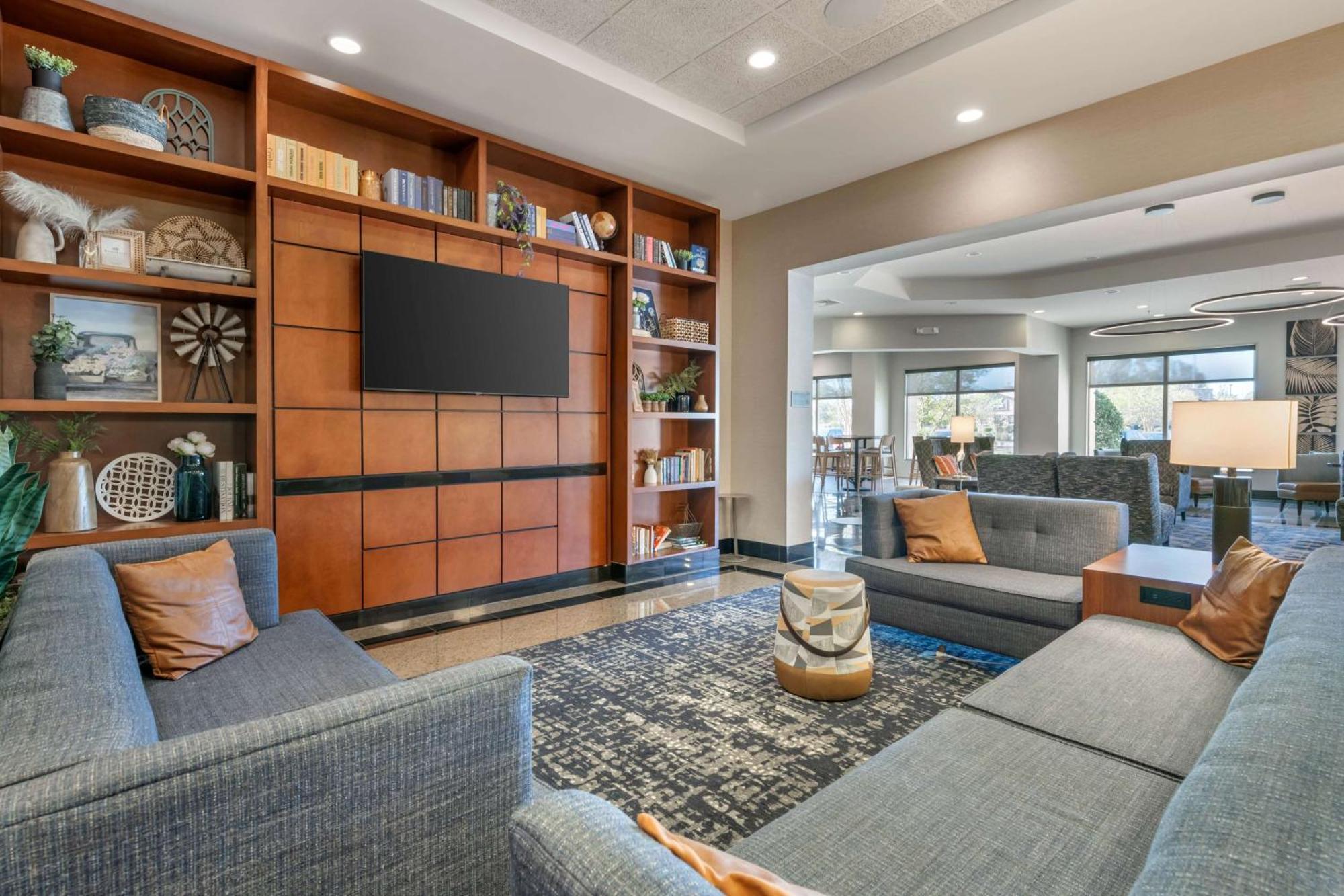 Drury Plaza Hotel Valdosta Dış mekan fotoğraf