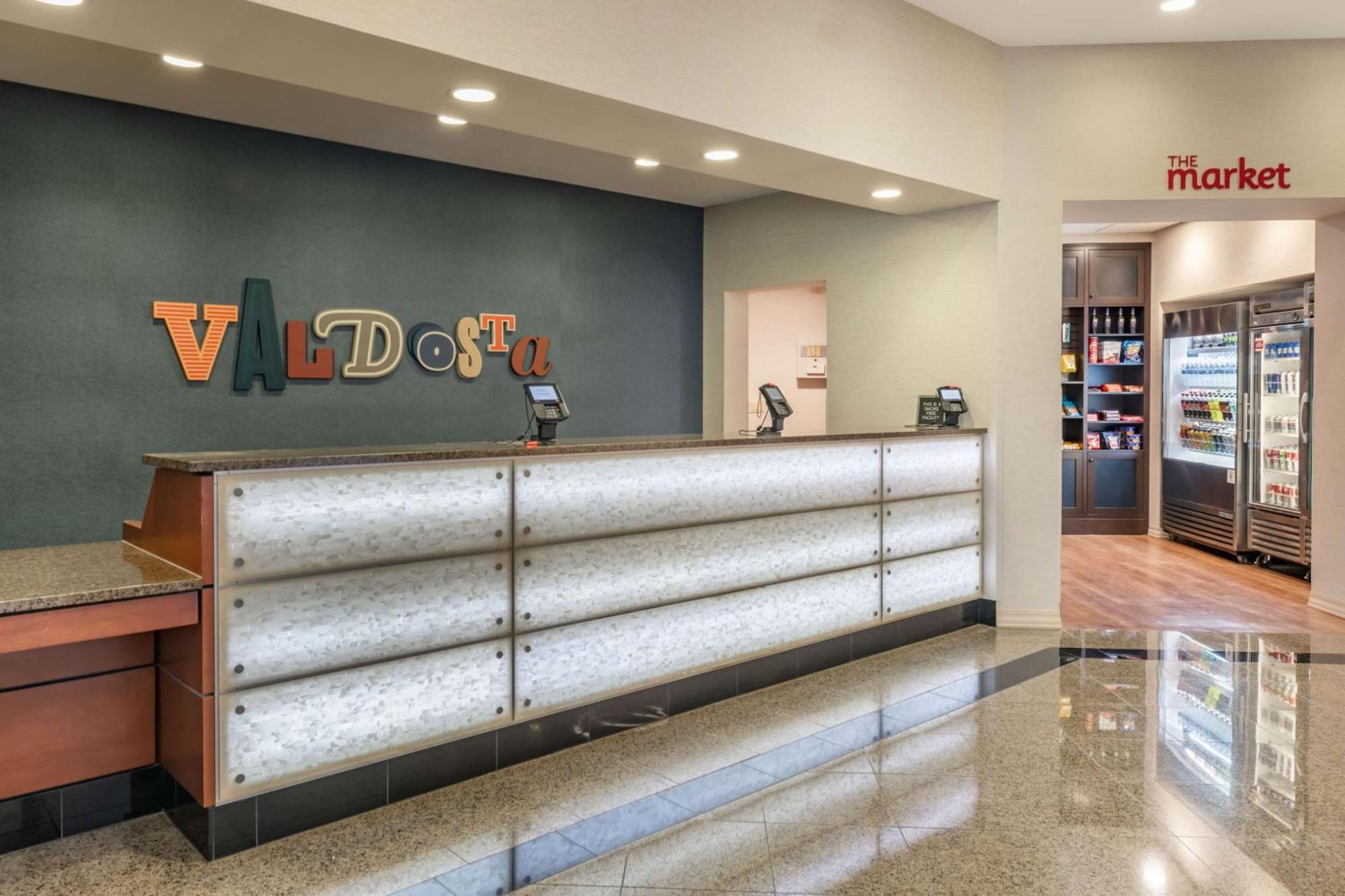 Drury Plaza Hotel Valdosta Dış mekan fotoğraf